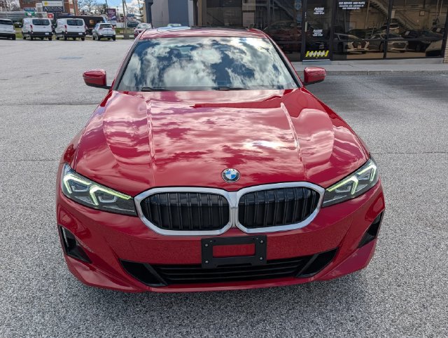 Used 2023 BMW 330i xDrive Sedan w/ Premium Package AWD/4WD image 8