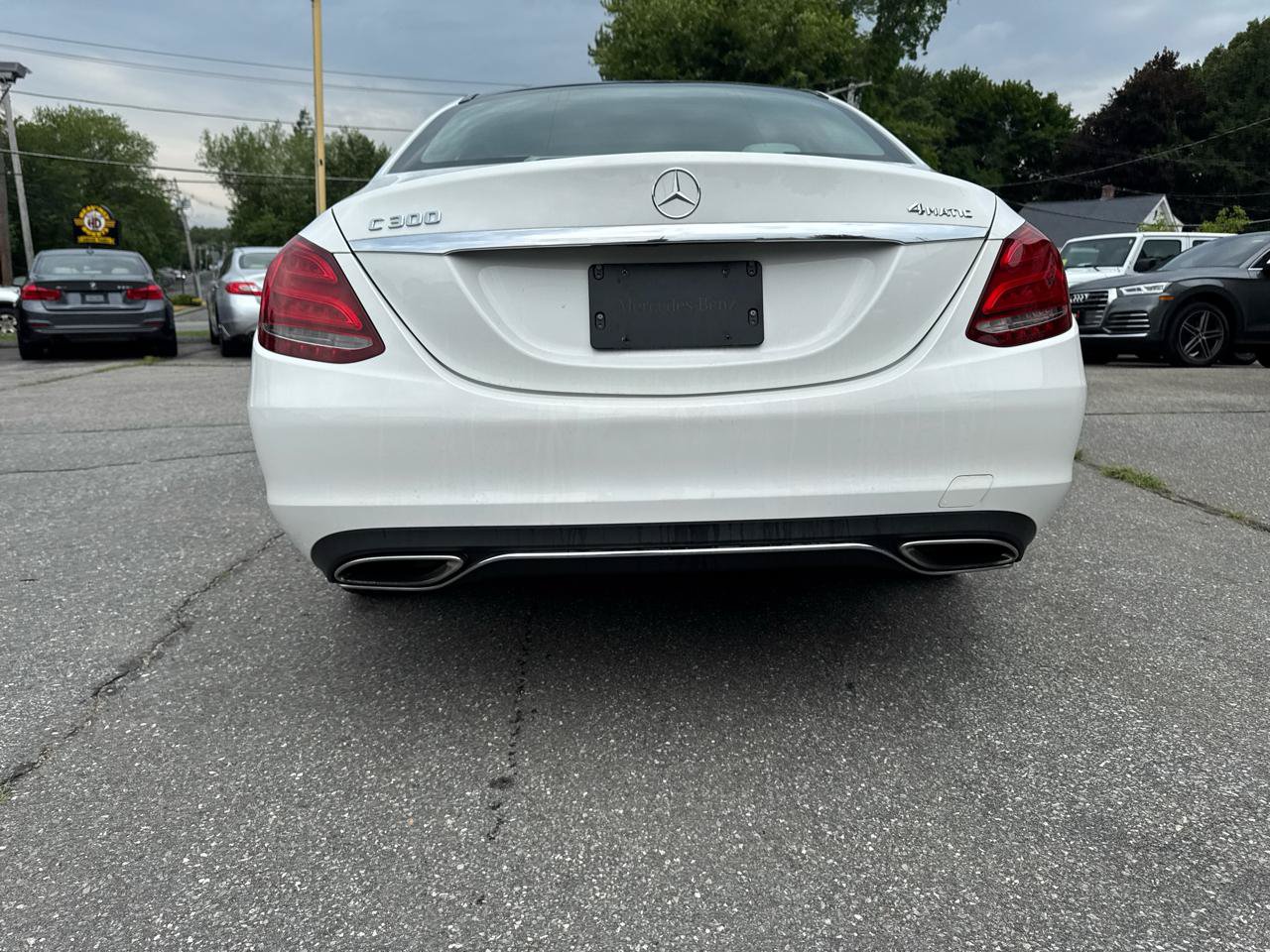 Used 2016 Mercedes-Benz C 300 4MATIC Sedan image 11