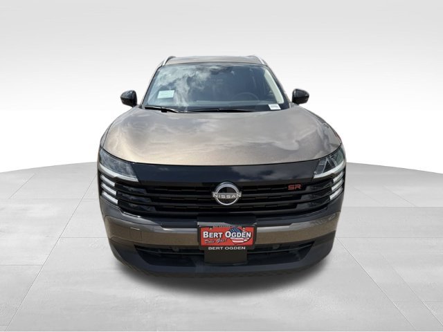 New 2026 Nissan Kicks SR w/ SR Premium Package FWD image 2