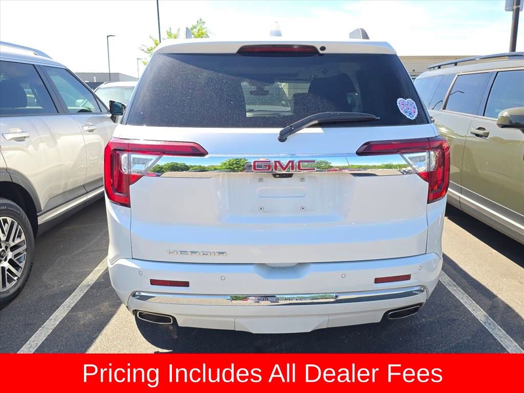 Used 2022 GMC Acadia Denali w/ Denali Ultimate Package FWD image 9