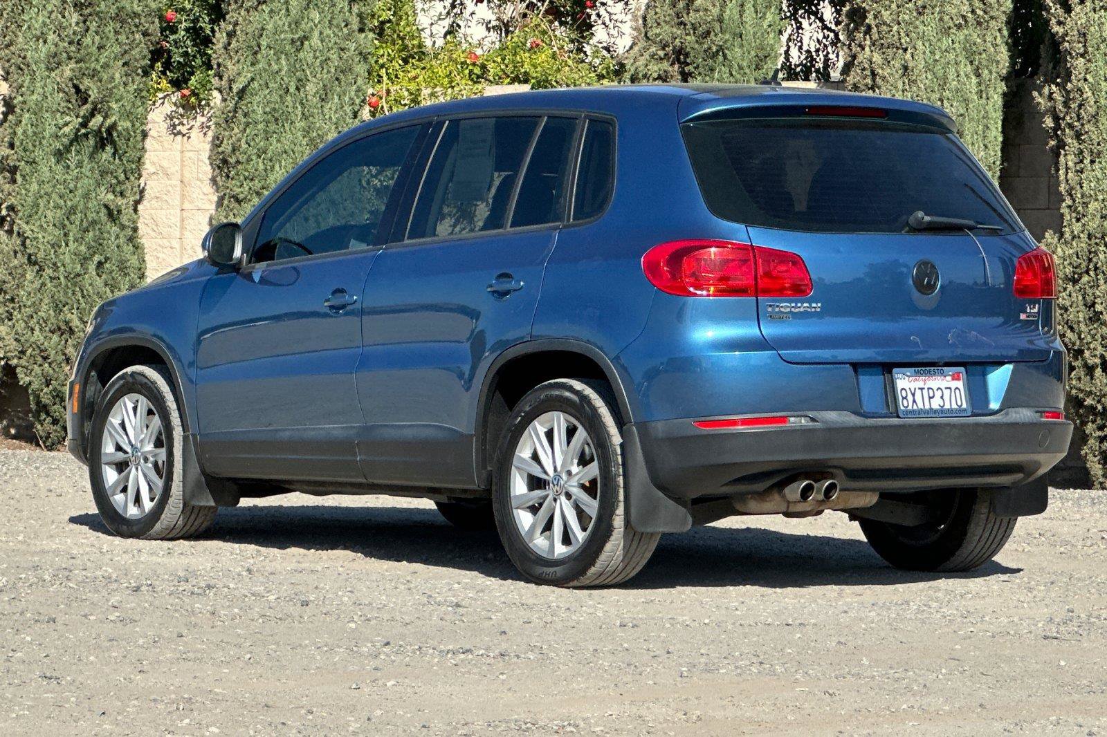 Used 2017 Volkswagen Tiguan Limited w/ Alloy Wheels Package AWD/4WD image 5