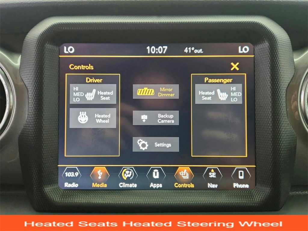 Used 2018 Jeep Wrangler Unlimited Sahara w/ Uconnect 4C Nav & Sound Group image 19