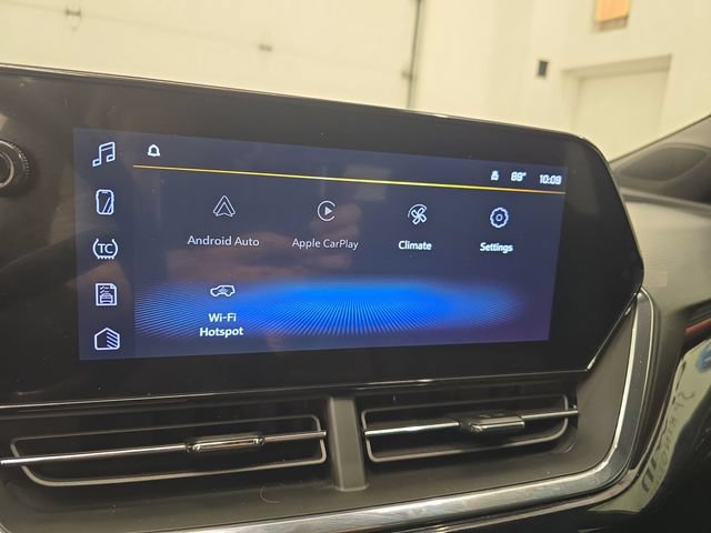 Used 2026 Chevrolet Trax RS w/ Driver Confidence Package FWD image 21