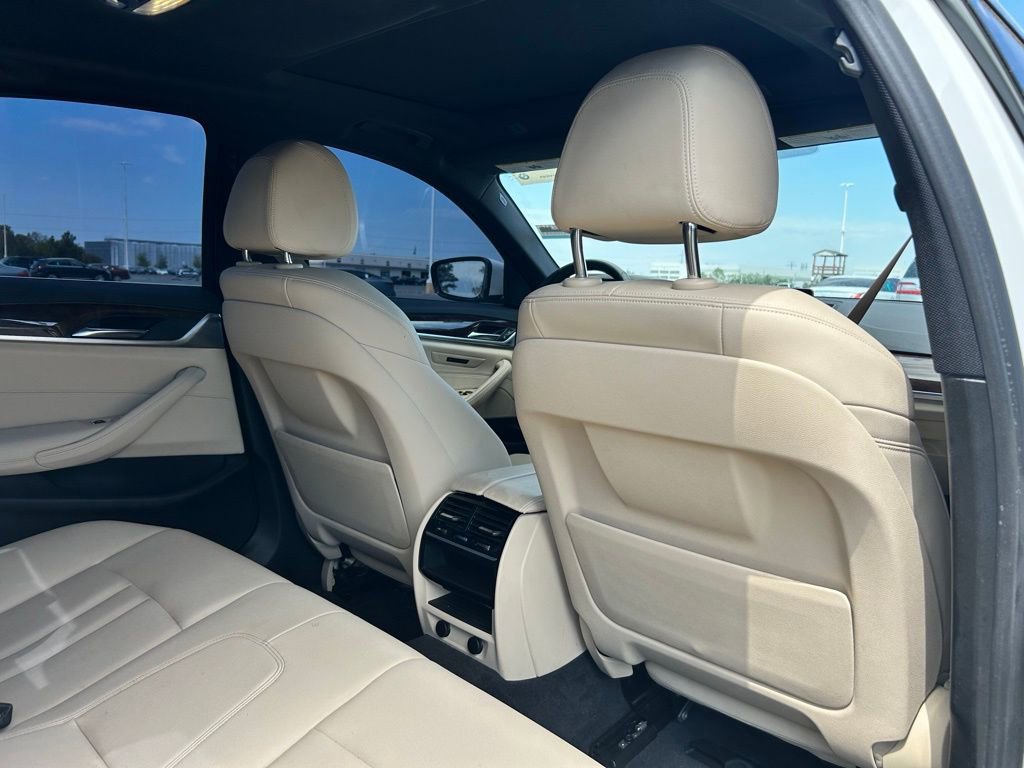 Used 2018 BMW 530i RWD image 16