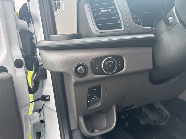 New 2025 Ford Transit 250 Low Roof image 20