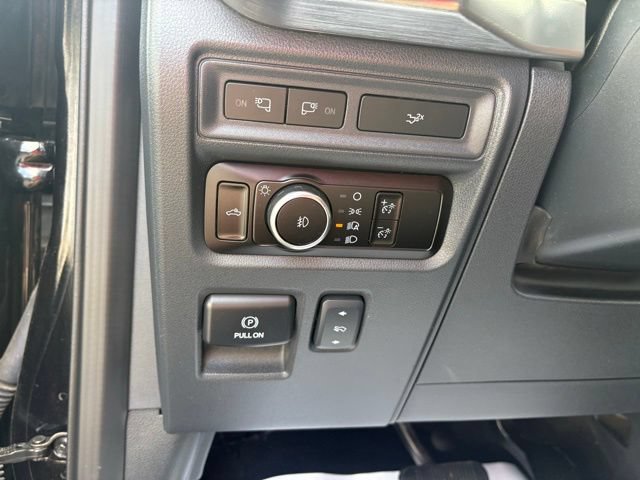 Used 2023 Ford F150 Lariat w/ Equipment Group 502A High AWD/4WD image 28