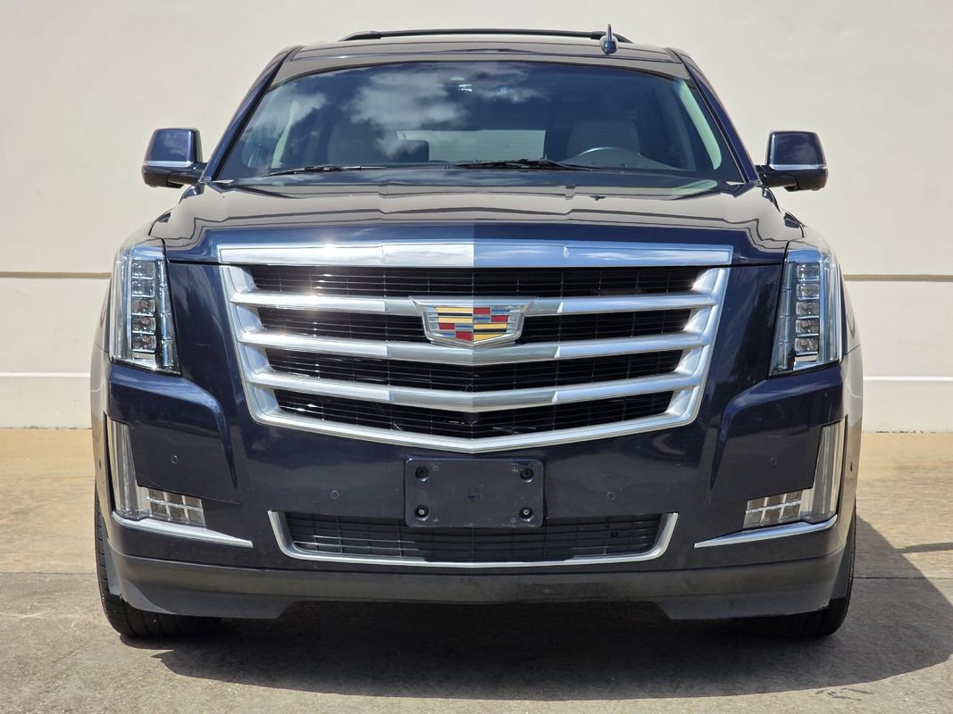Used 2017 Cadillac Escalade ESV Luxury image 7