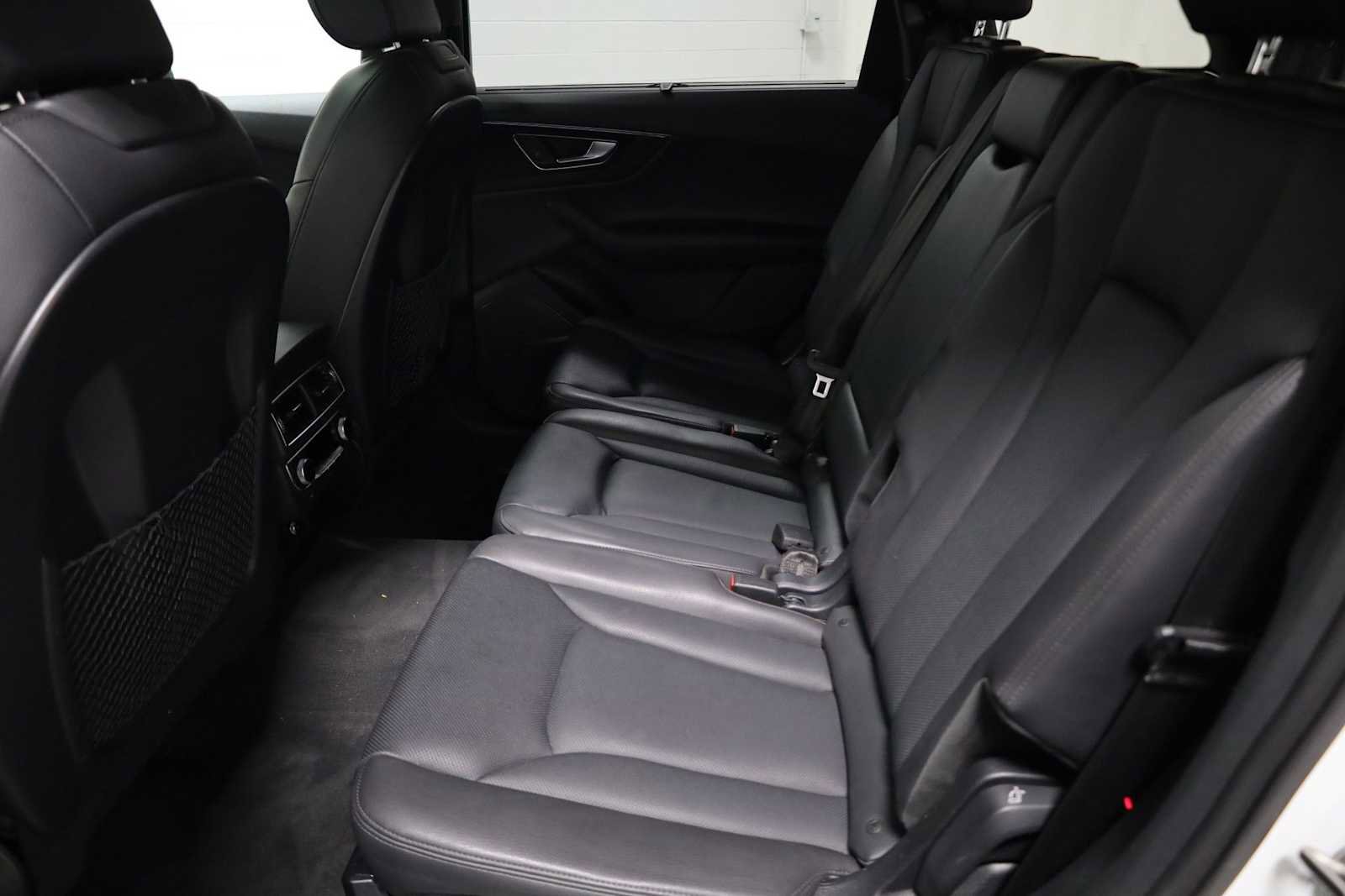 Used 2018 Audi Q7 3.0T Prestige image 33