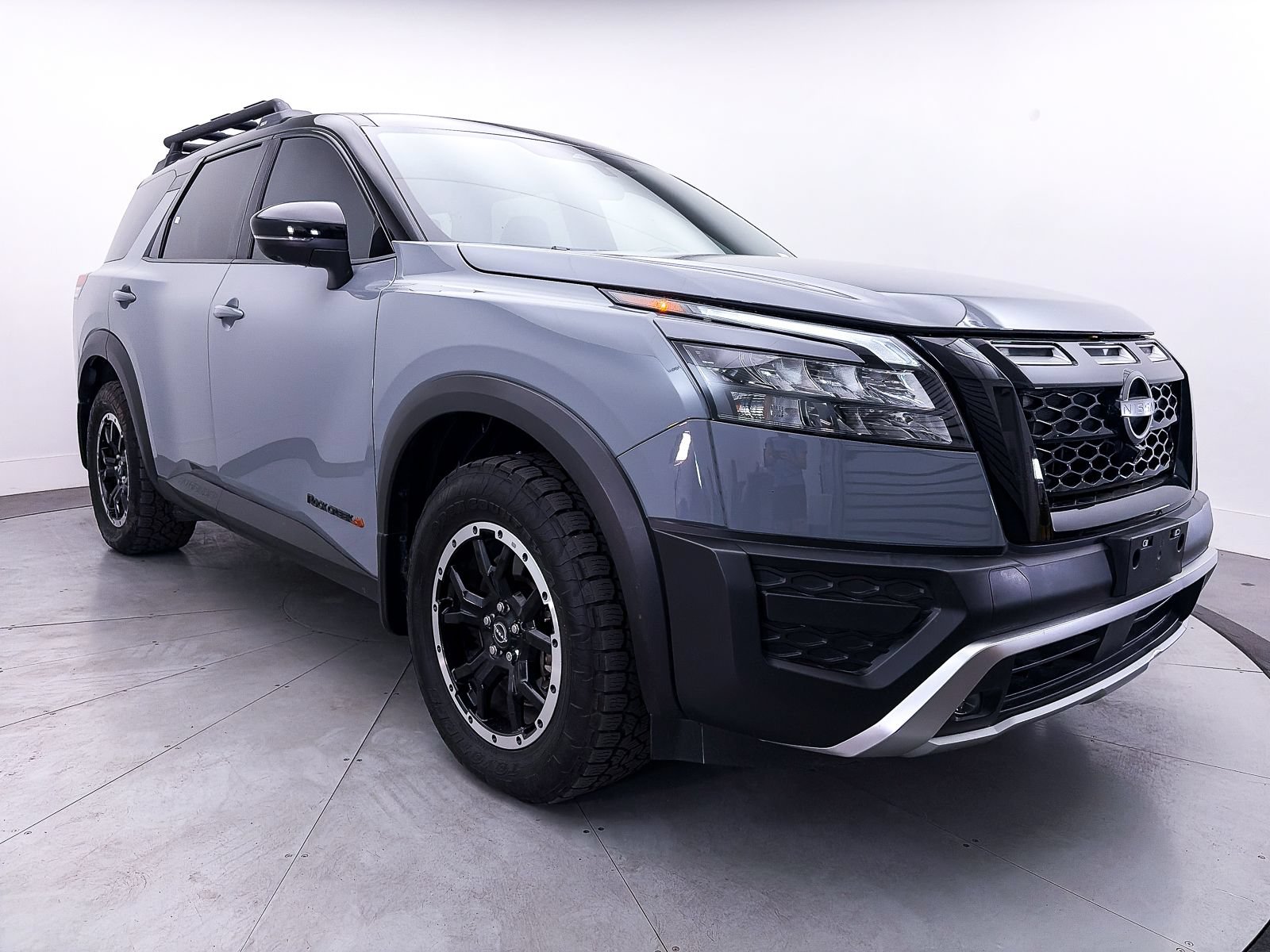Used 2024 Nissan Pathfinder Rock Creek AWD/4WD image 9