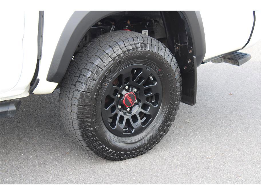 Used 2019 Toyota Tacoma TRD Pro AWD/4WD image 6