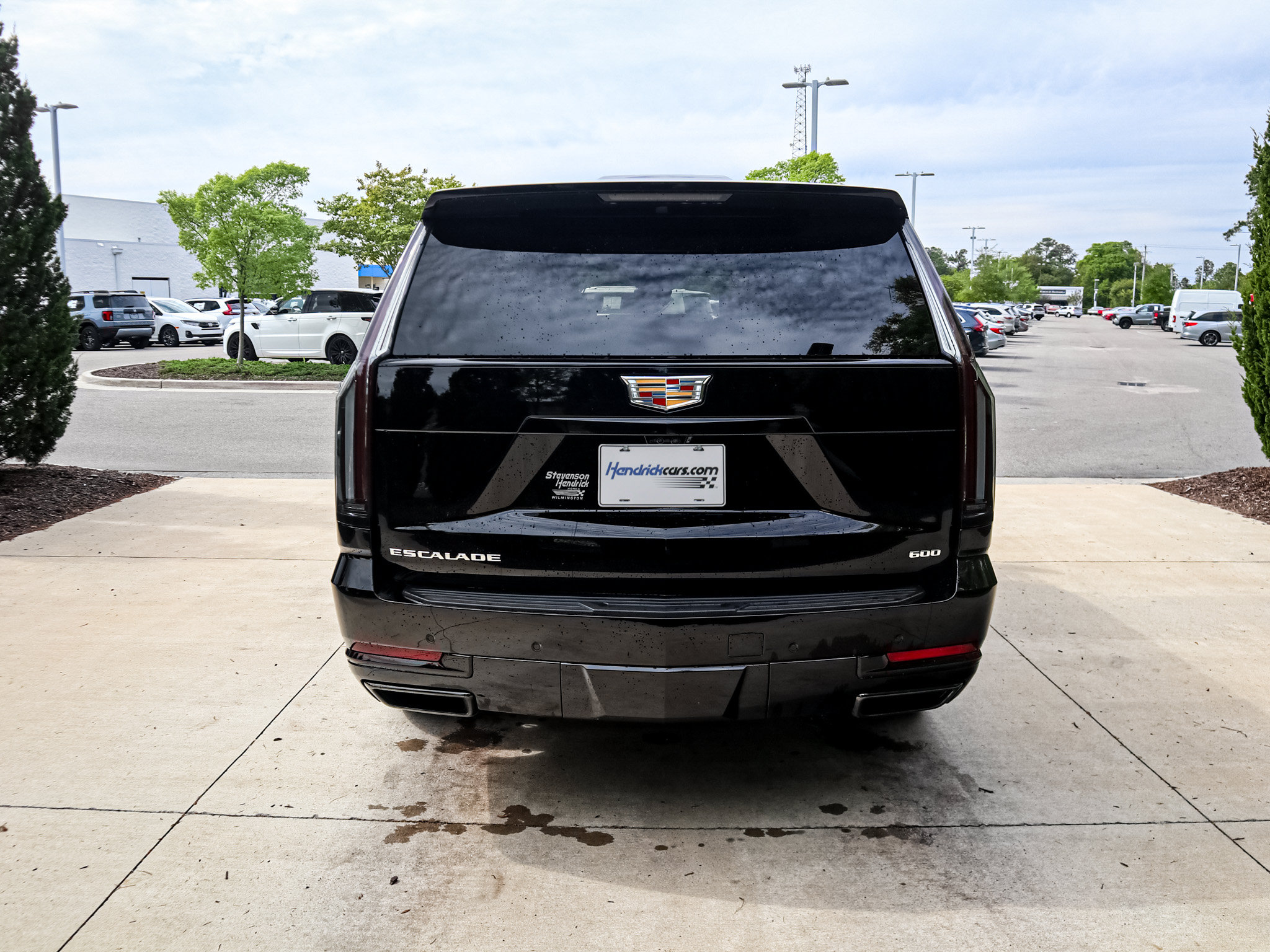 Used 2026 Cadillac Escalade Platinum Sport AWD/4WD image 9