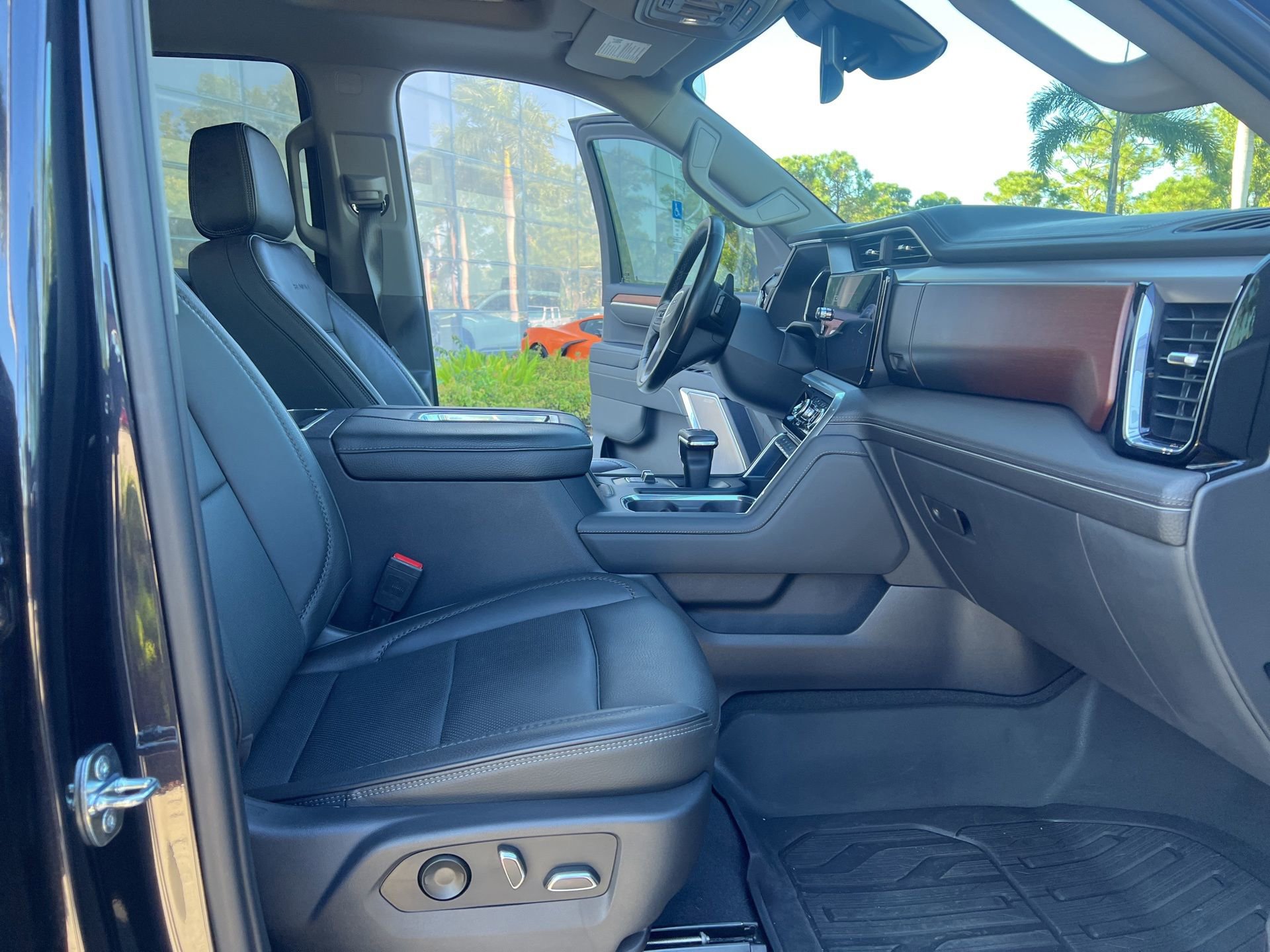 Used 2022 GMC Sierra 1500 Denali image 13