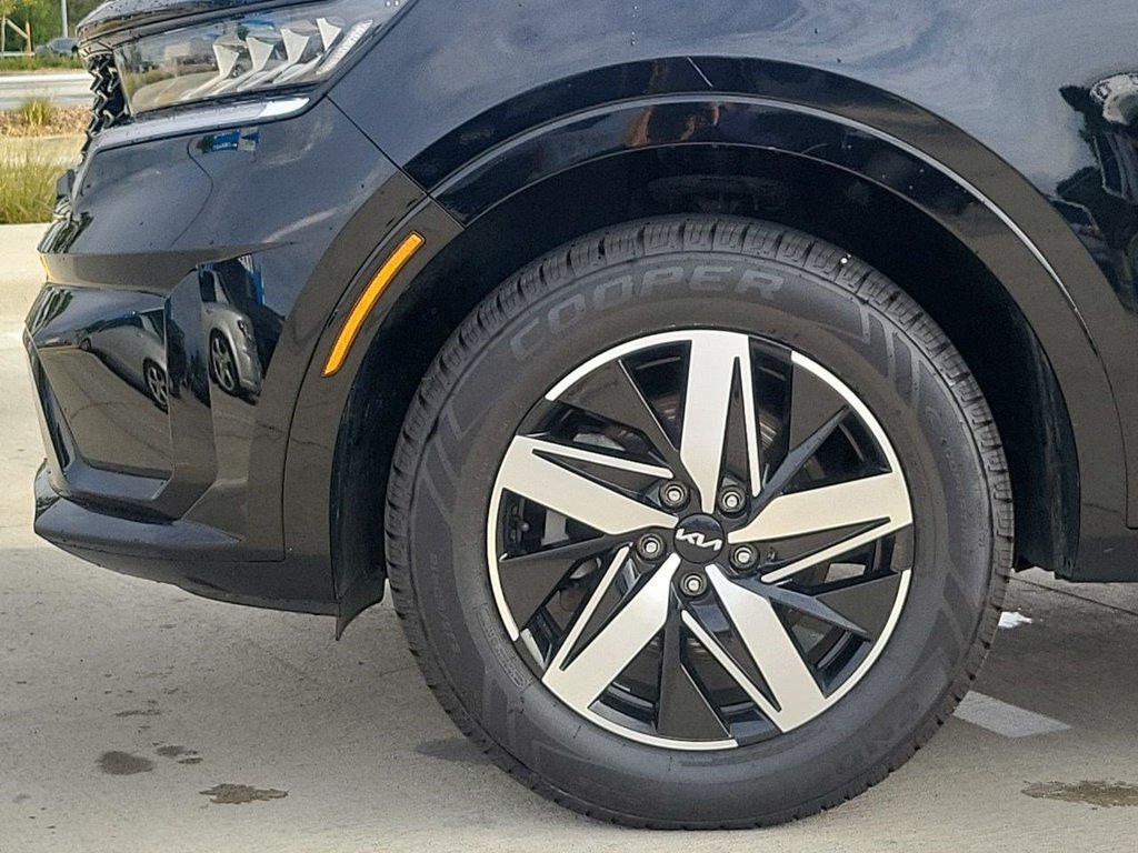 Used 2023 Kia Sorento S w/ Panoramic Sunroof Package FWD image 40