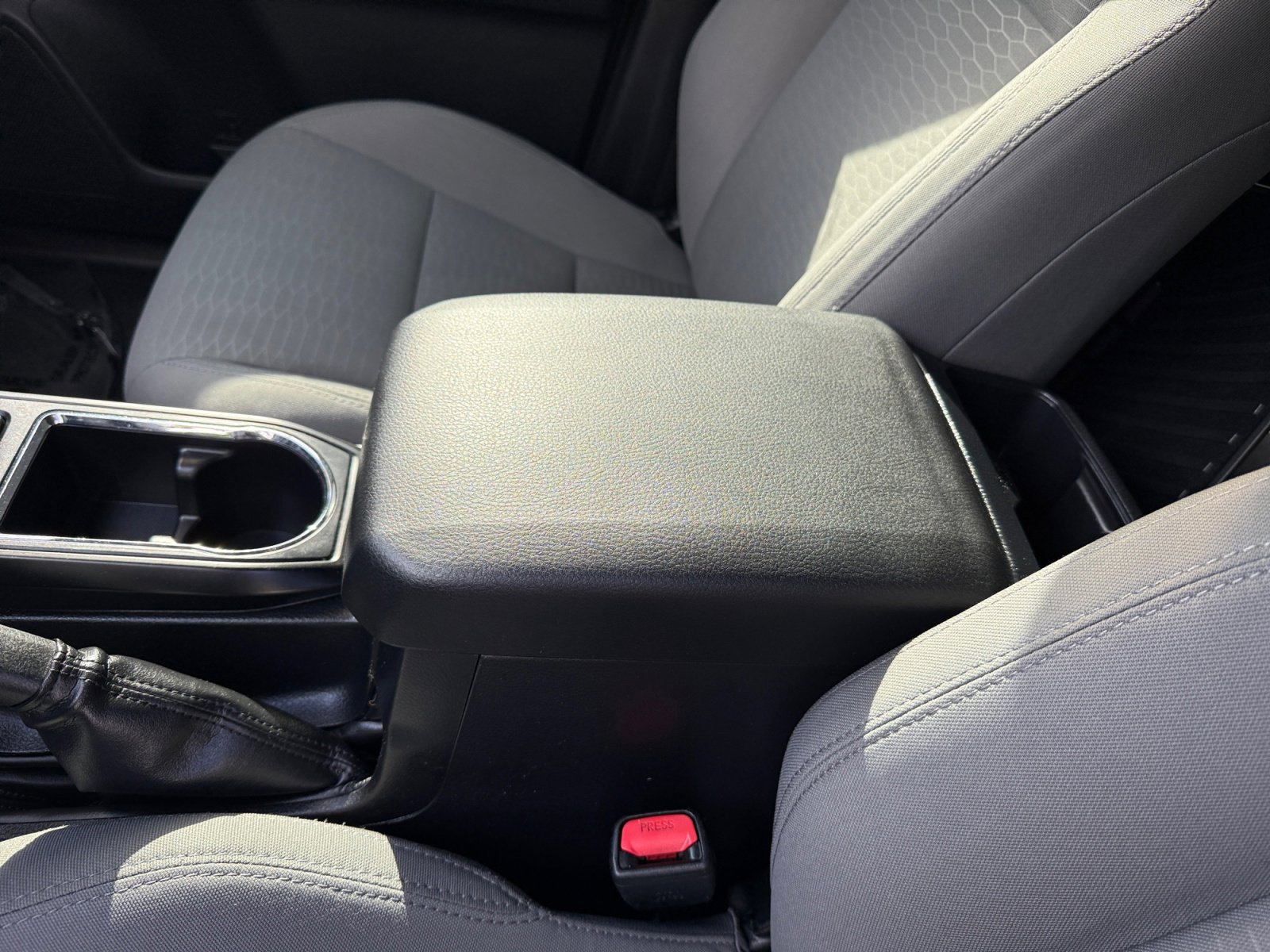 Used 2018 Toyota Tacoma SR w/ SR Convenience Package RWD image 14