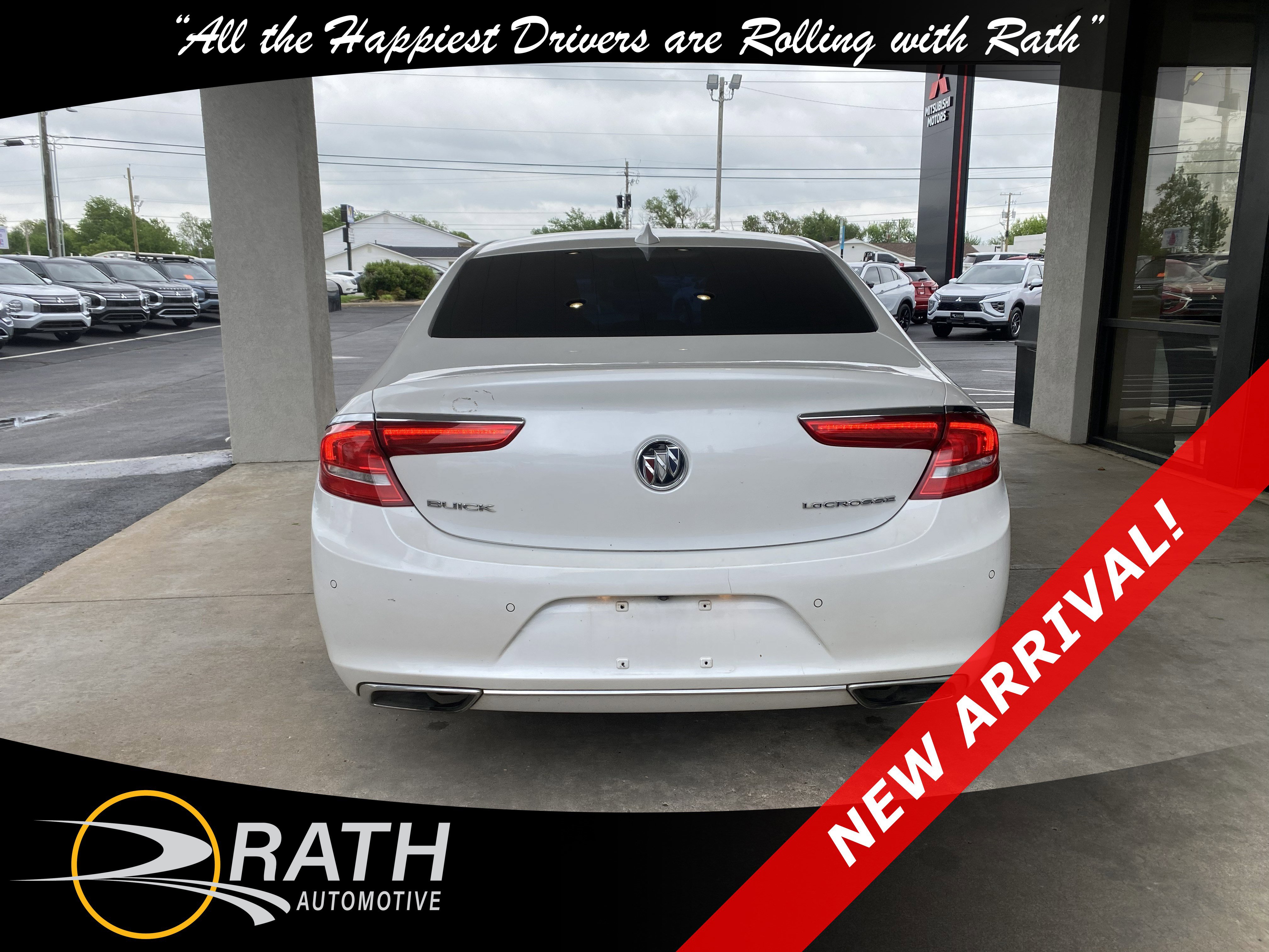 Used 2017 Buick LaCrosse Essence w/ Sights and Sounds Package image 6