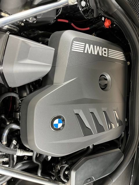 Used 2026 BMW 530i xDrive w/ M Sport Package image 25