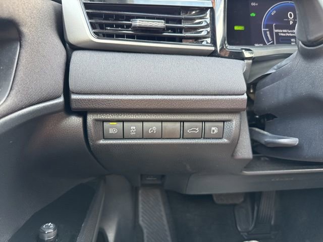 Used 2025 Toyota Camry LE image 20