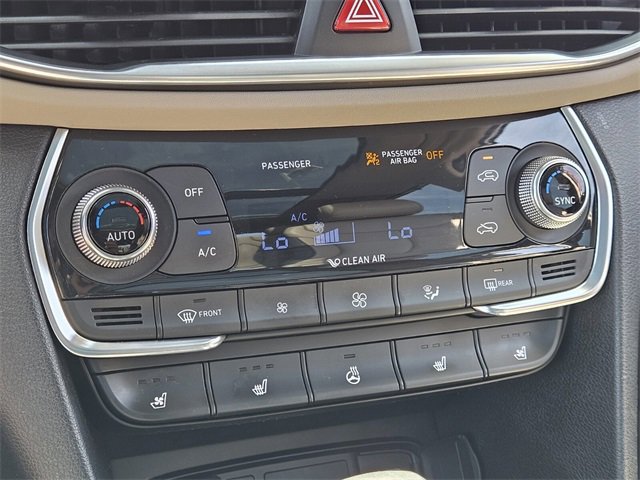 Used 2019 Hyundai Santa Fe SEL w/ Cargo Package image 23