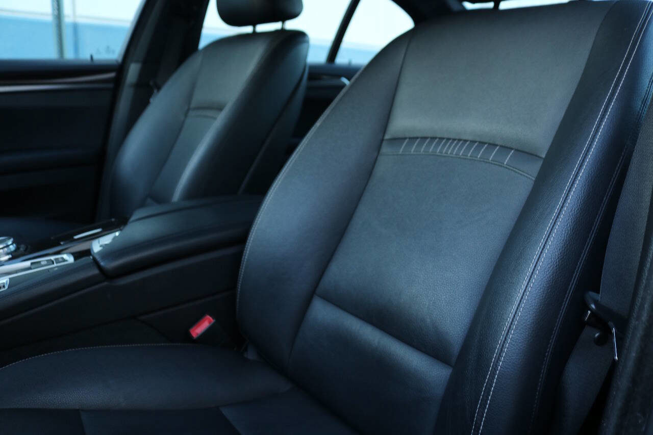 Used 2014 BMW 528i Sedan image 35