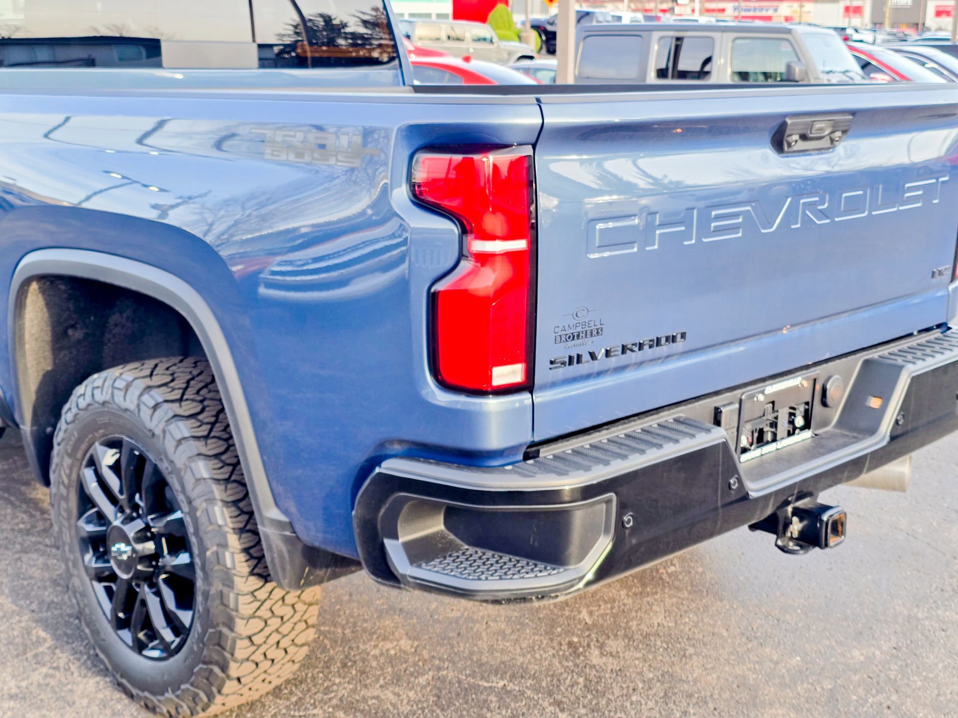 Used 2025 Chevrolet Silverado 2500 LTZ w/ LTZ Plus Package image 13