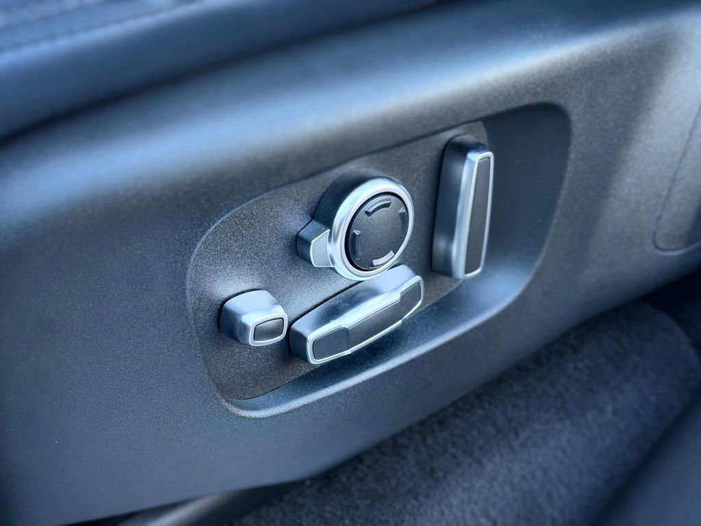 Used 2018 Land Rover Range Rover Sport HSE Dynamic image 17