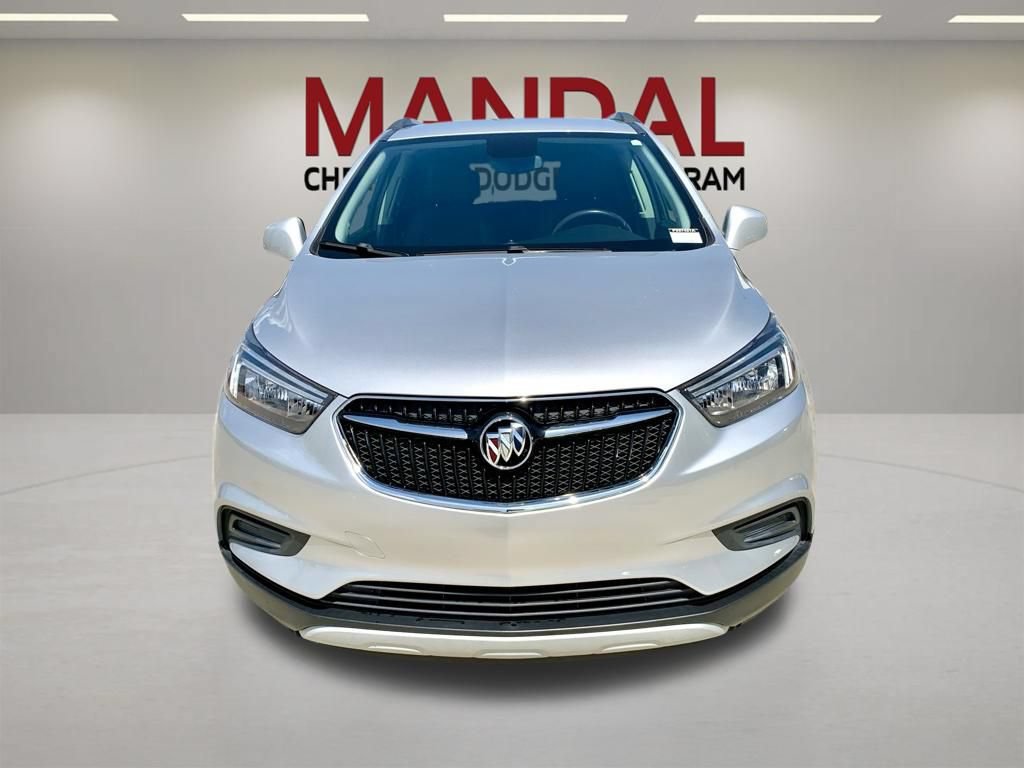 Used 2021 Buick Encore Preferred FWD image 2