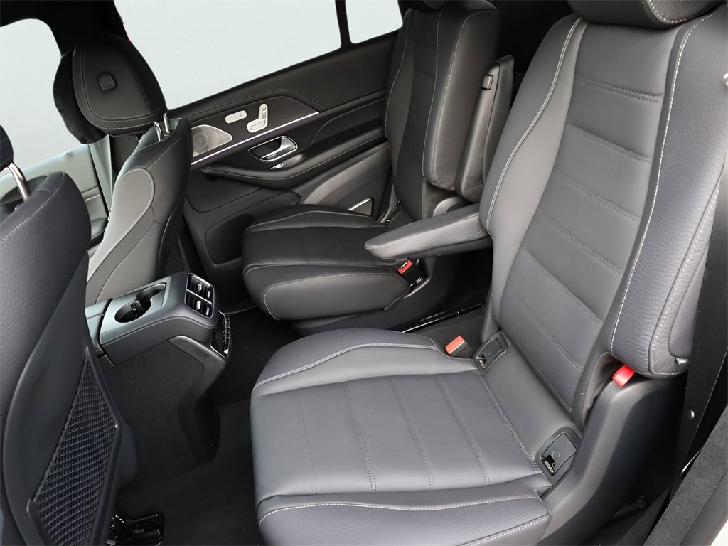 New 2026 Mercedes-Benz GLS 450 4MATIC image 25
