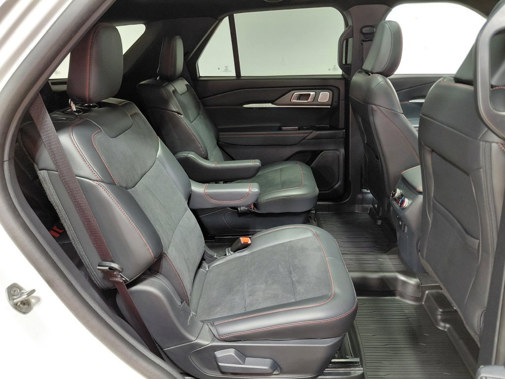 Certified 2025 Ford Explorer ST w/ Sun And Sound Package AWD/4WD image 45