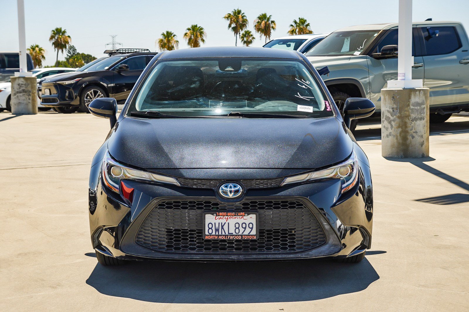 Used 2021 Toyota Corolla LE w/ Carpet Mat Package (TMS) FWD image 2