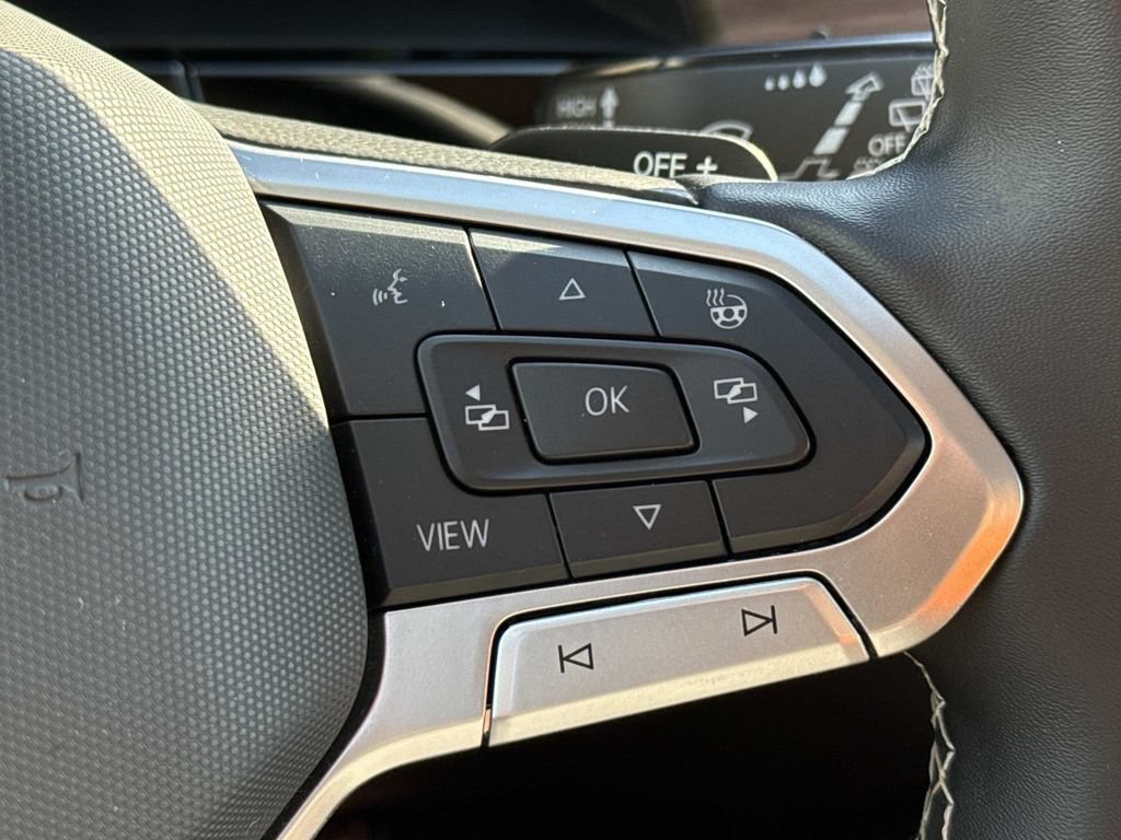 Certified 2025 Volkswagen Atlas SEL AWD/4WD image 20