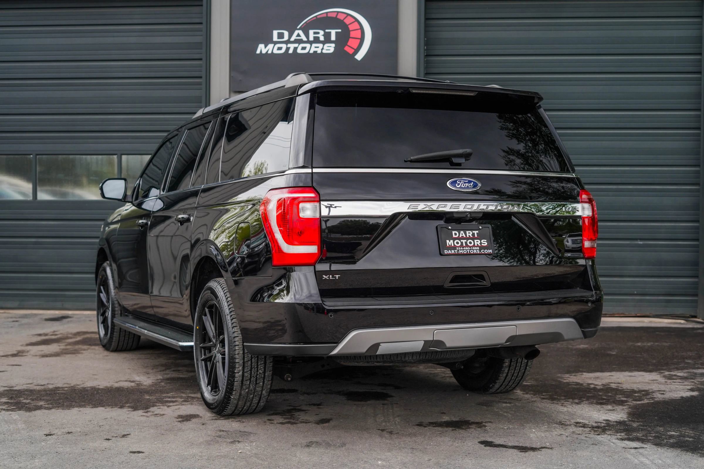 Used 2020 Ford Expedition Max XLT w/ Equipment Group 202A AWD/4WD image 5