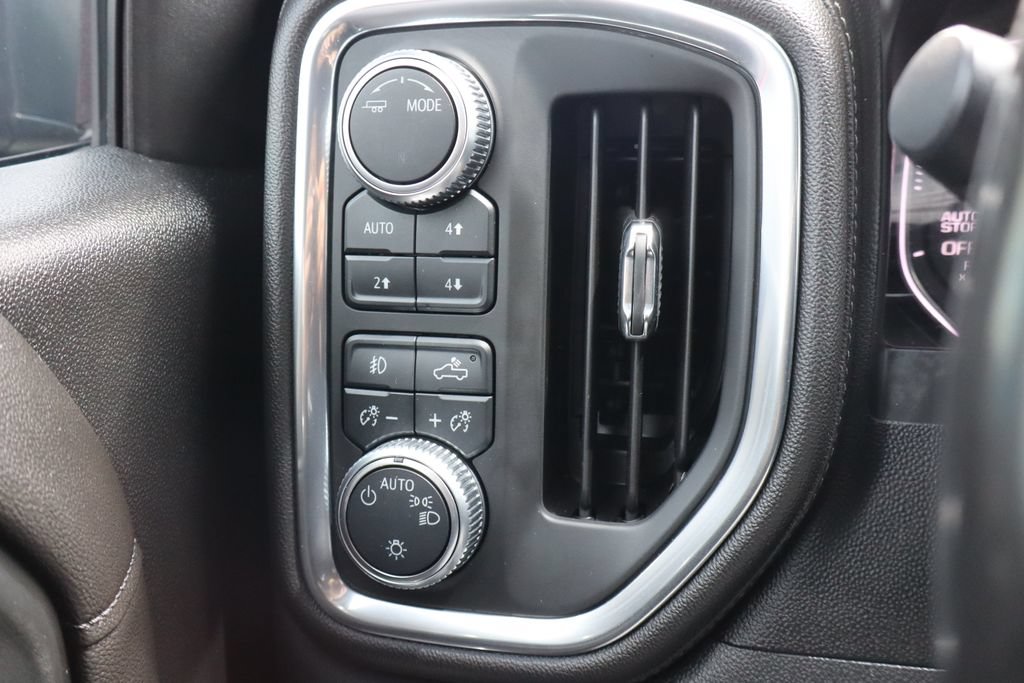Used 2020 GMC Sierra 1500 Elevation w/ Elevation Value Package AWD/4WD image 12