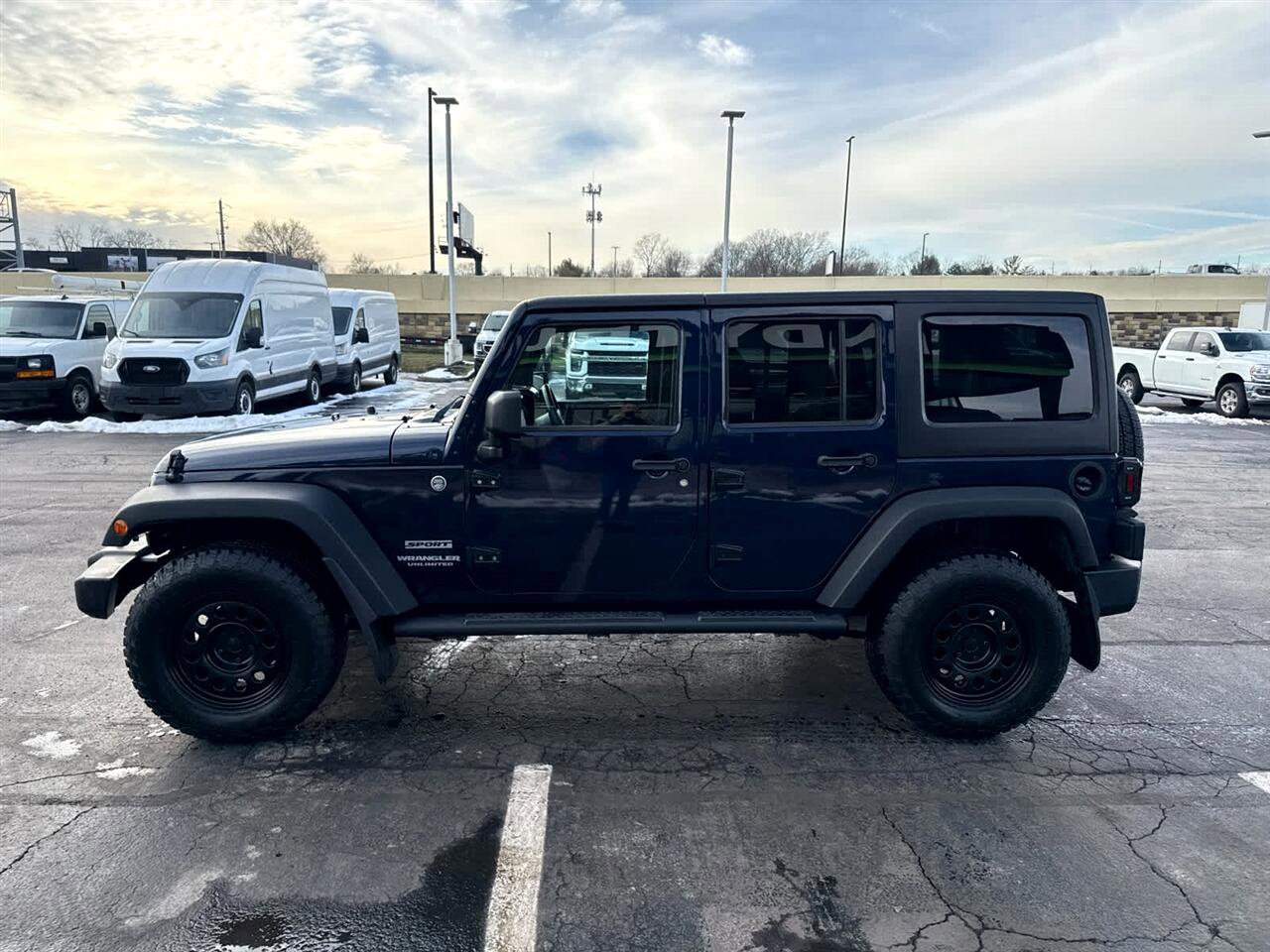Used 2013 Jeep Wrangler Unlimited Sport image 5