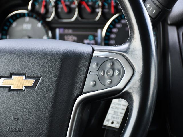 Used 2018 Chevrolet Suburban LT image 22