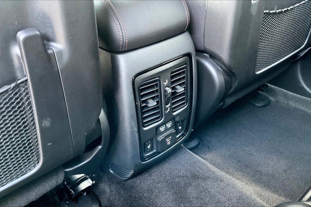 Used 2022 Dodge Durango R/T RWD image 10