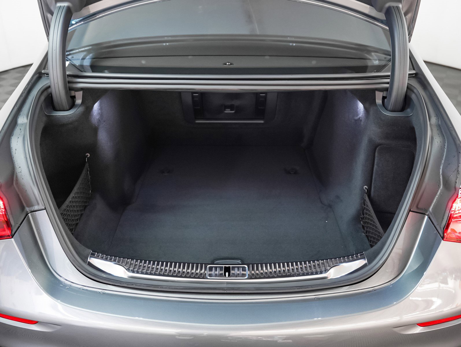 New 2026 Mercedes-Benz S 580 4MATIC Sedan image 11