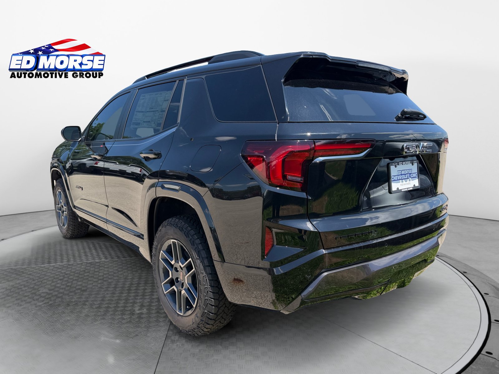 New 2026 GMC Terrain AT4 w/ Convenience Package III AWD/4WD image 3
