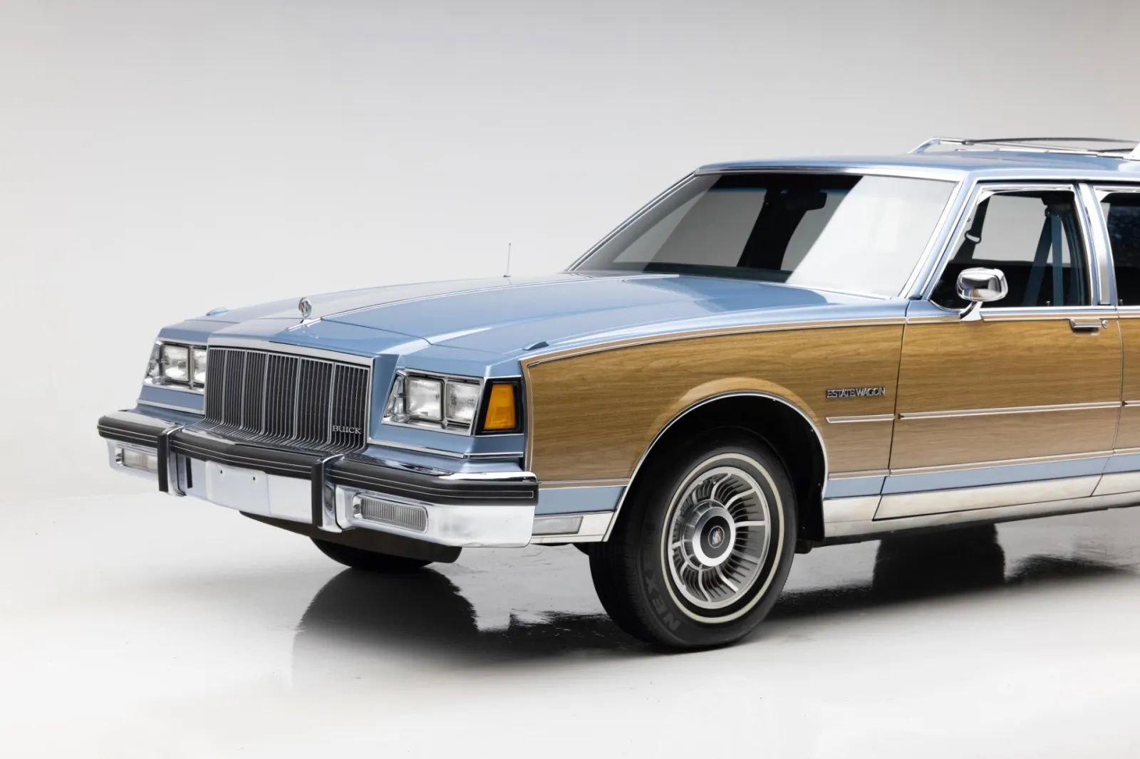 Used 1990 Buick Le Sabre Estate RWD image 29