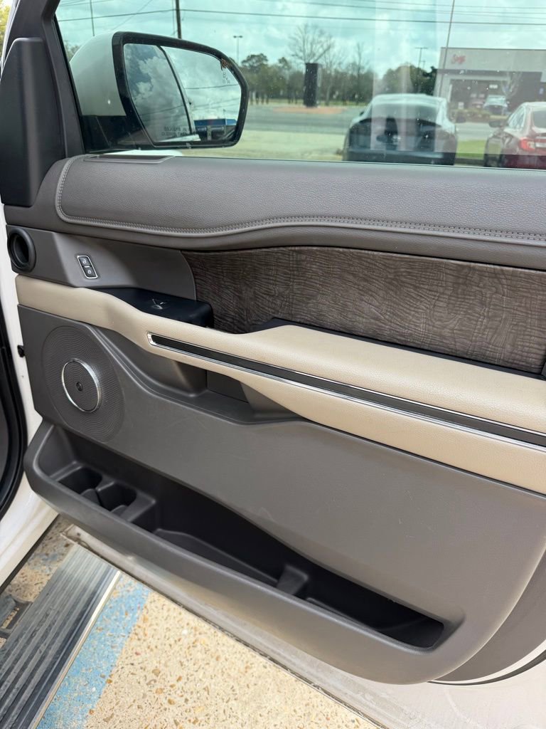 Used 2018 Ford Expedition Max Limited w/ Equipment Group 301A image 26