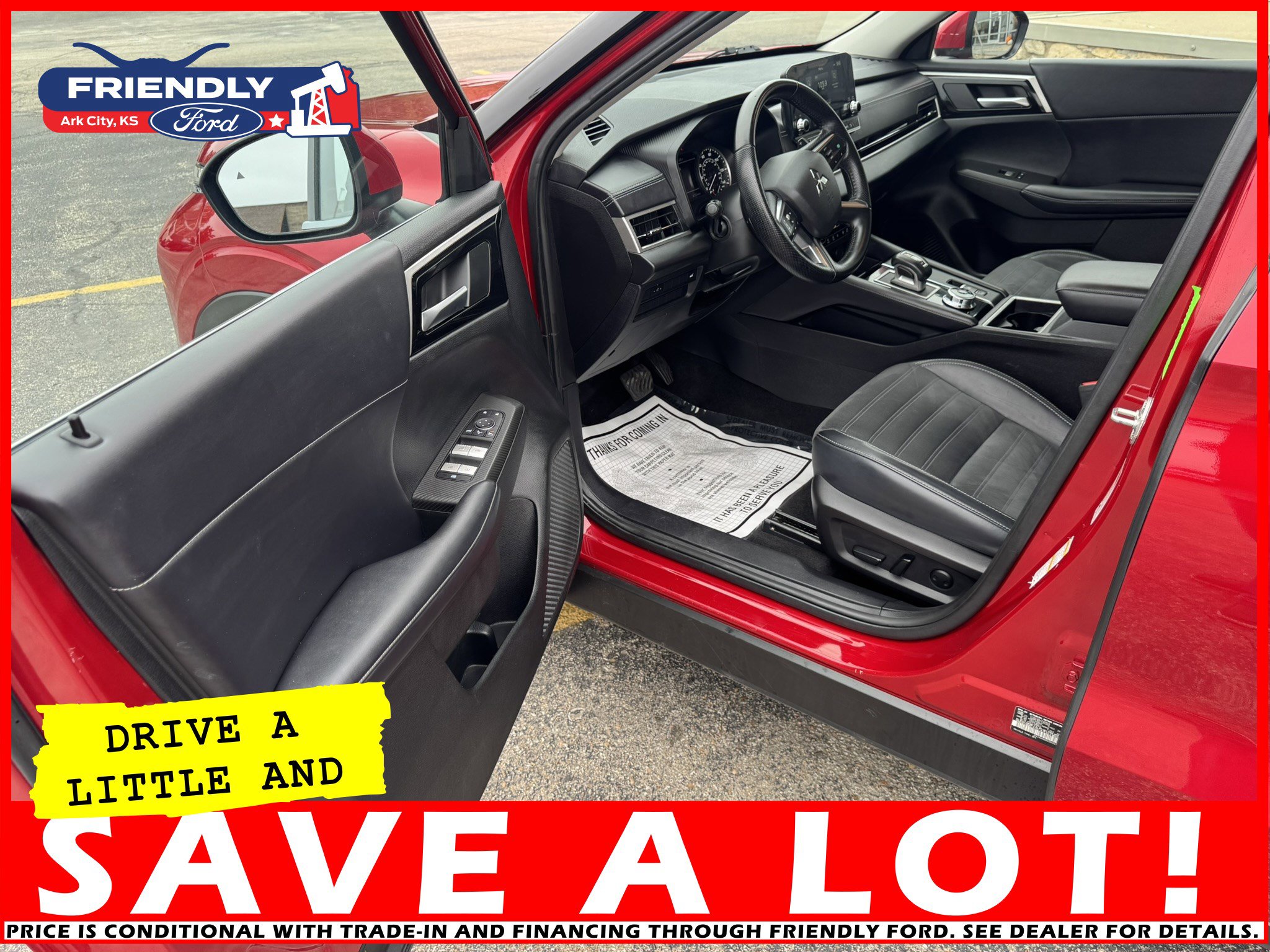 Used 2024 Mitsubishi Outlander SE image 13