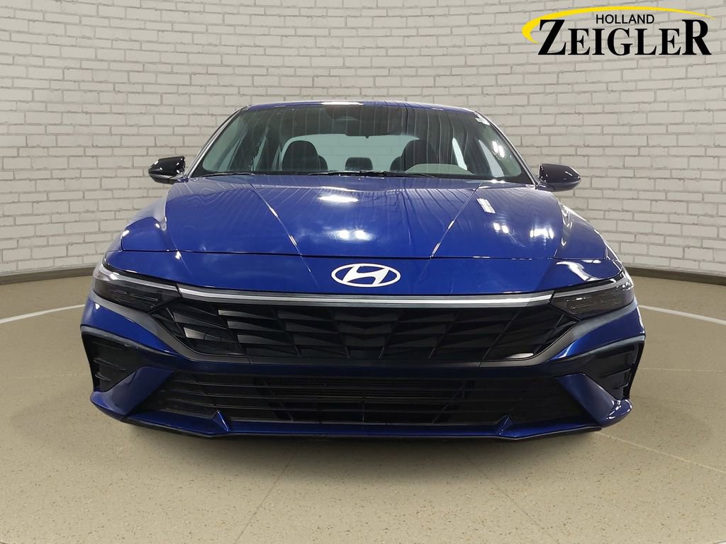 Used 2025 Hyundai Elantra Sport FWD video 2