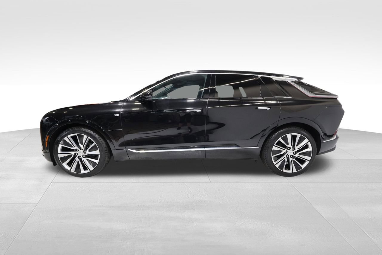 Certified 2024 Cadillac Lyriq Luxury w/ LPO, Floor Liner Package image 1