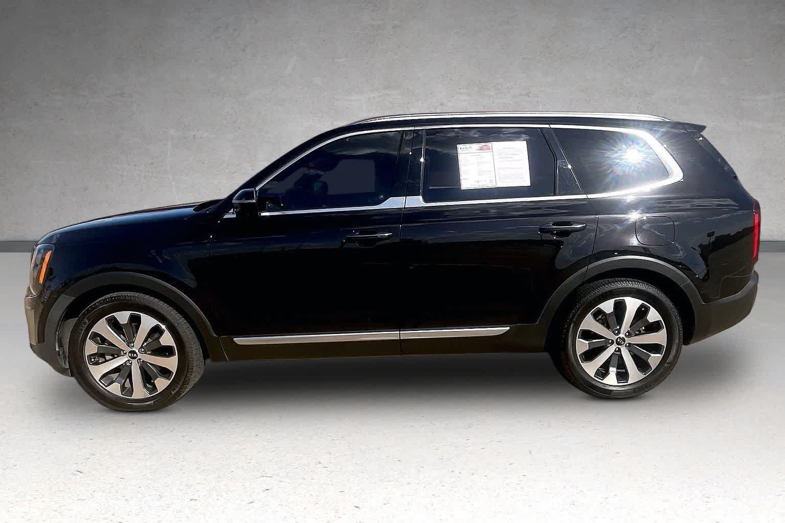 Used 2021 Kia Telluride SX w/ SX Prestige Package AWD/4WD image 3