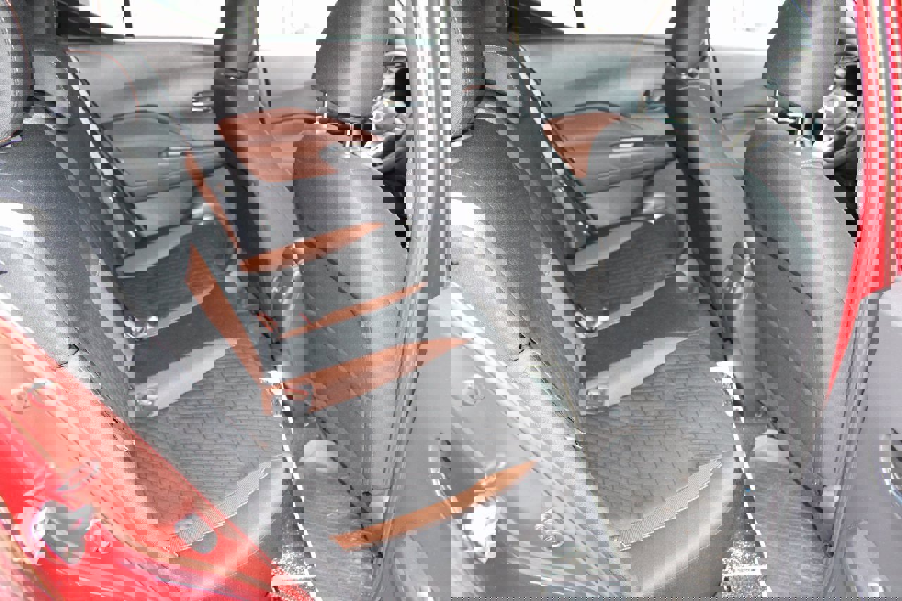 Used 2024 Nissan Kicks SR image 17