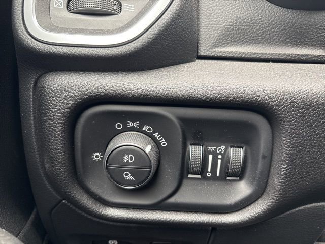 Used 2025 RAM 1500 Big Horn AWD/4WD image 15