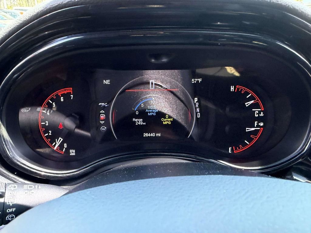 Used 2022 Dodge Durango R/T w/ Blacktop Package AWD/4WD image 39
