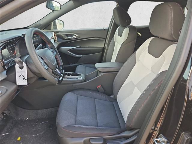 New 2026 Chevrolet Trax RS w/ Driver Confidence Package FWD image 4