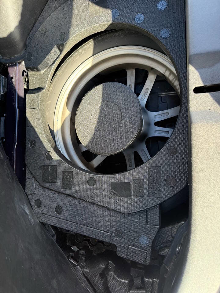Used 2010 Nissan 370Z Touring w/ Sport Pkg RWD image 11