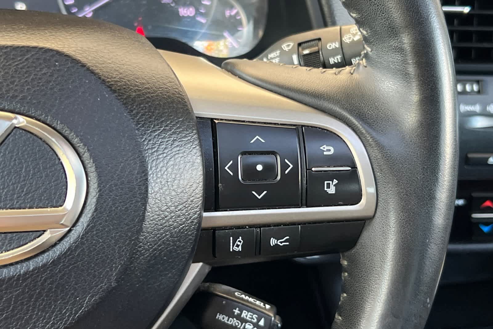 Used 2019 Lexus RX 350 FWD w/ Navigation Package image 28