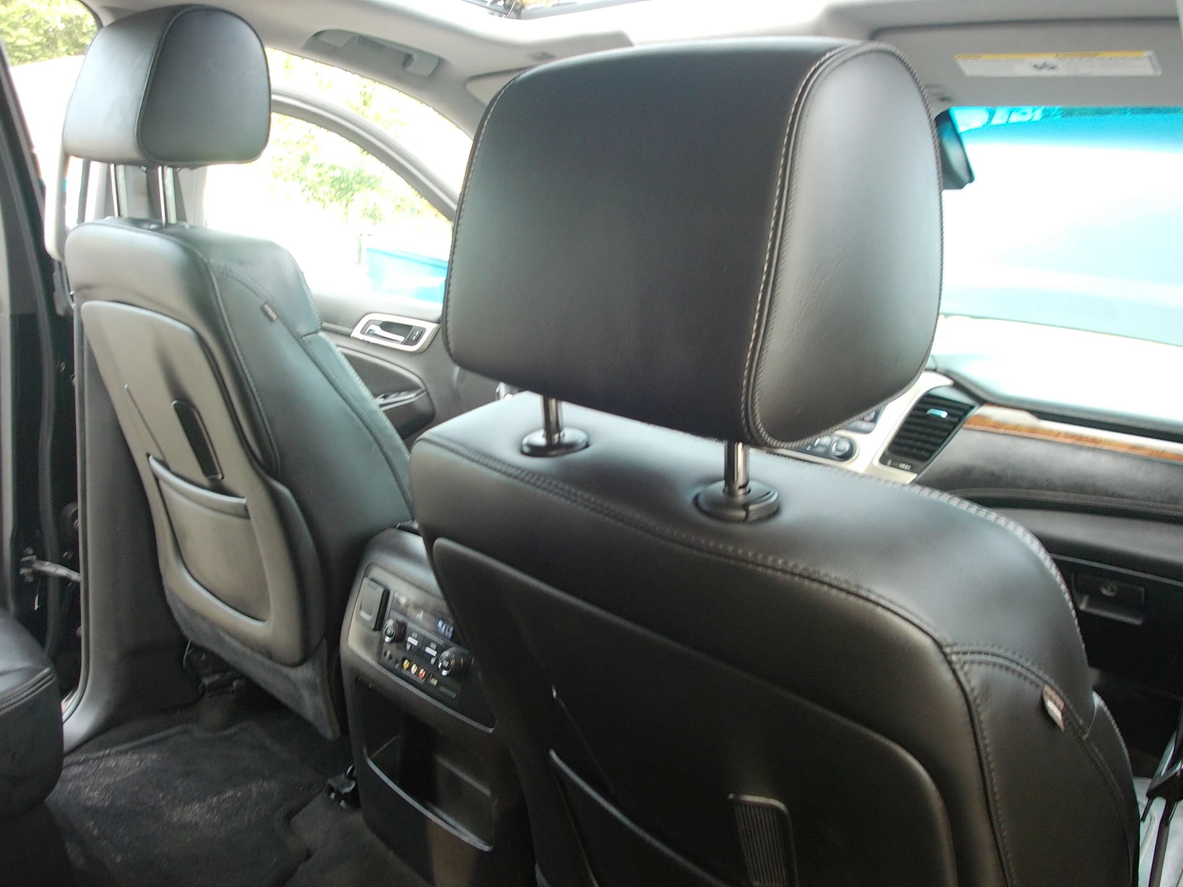 Used 2015 GMC Yukon XL Denali w/ Open Road Package RWD image 46